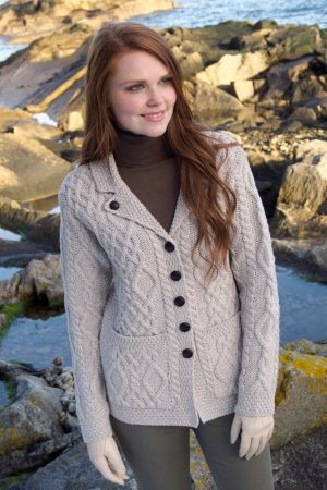 REVERE BUTTON COLLAR TRADITIONAL ARAN STYLE CARDIGAN|Irish Handcrafts 1