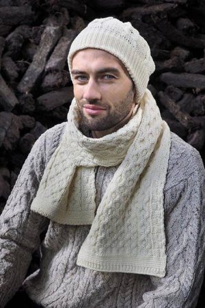 Cable Knitted Honeycomb Scarf 1