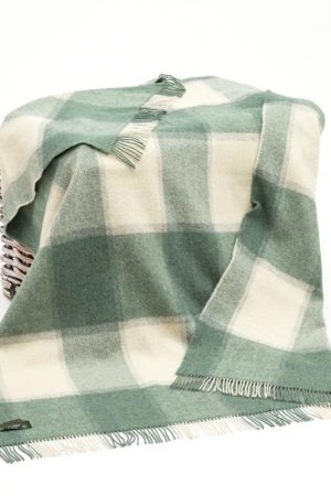 Small Wool Throw Ref SW164