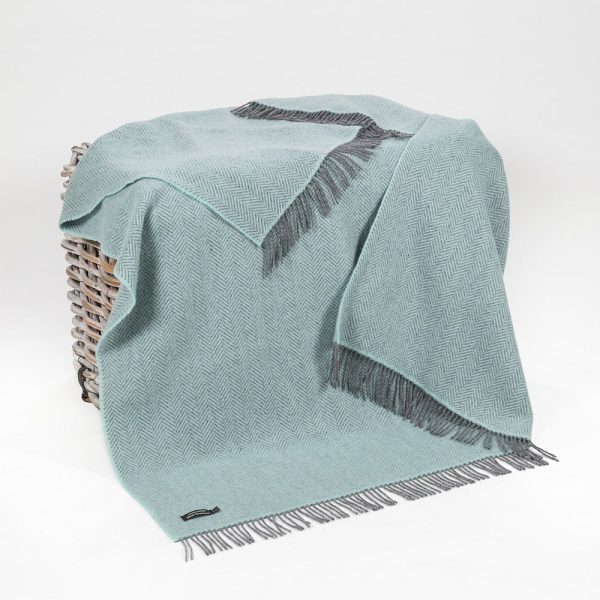 Merino Cashmere Throw Ref 1423